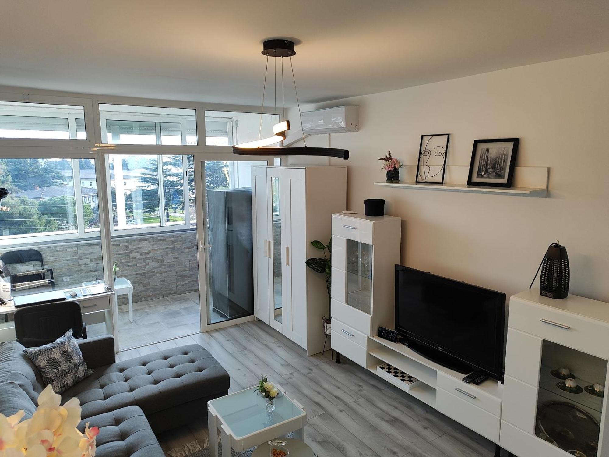 Apartment Zara With Garage Ngoại thất bức ảnh